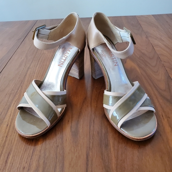 Shoes - Picture 2 of 5